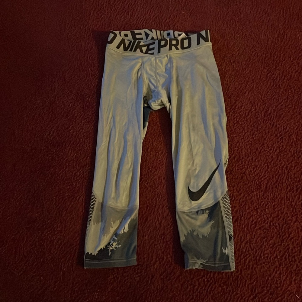 Nike Pro leggings